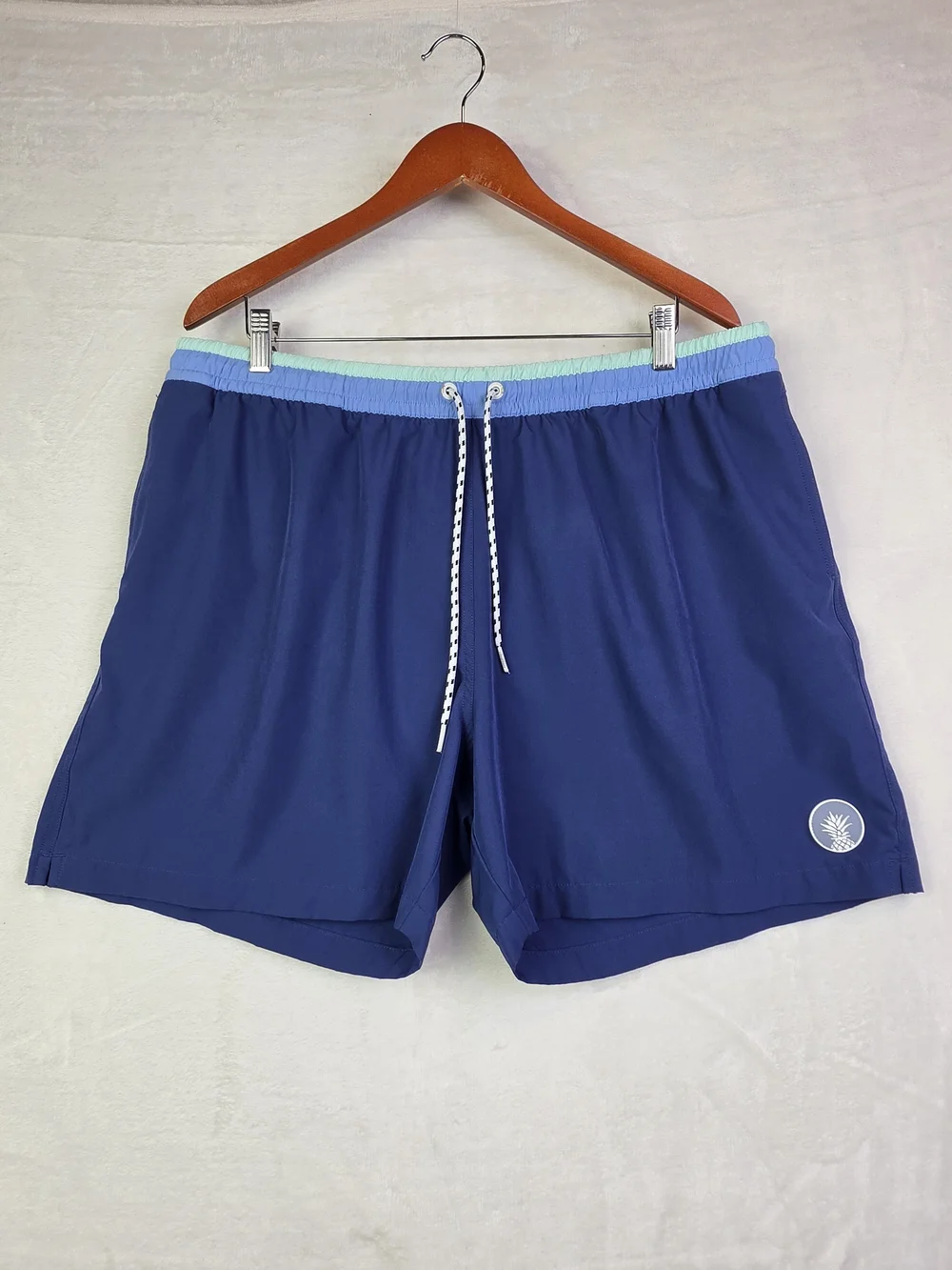 Chubbies True Blues Swim Trunks Shorts Mens 2XL 5.5
